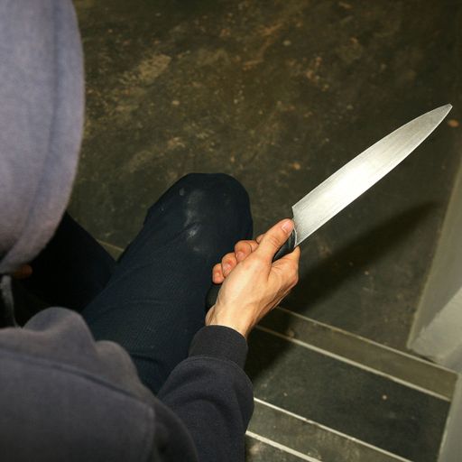 Police raid homes of drug dealers in the capital after surge in violent crime
Police raid homes of drug dealers in the capital after surge in violent crime