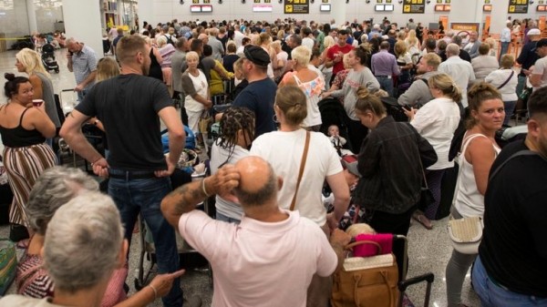 
                              Spain to give &euro;300m to firms hit by Thomas Cook collapse
                      