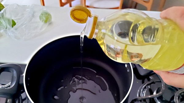 America's most popular cooking oil may be linked to obesity, new study finds