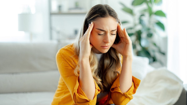 'Helicopter brain' could be making you feel sick: How to spot it and what to do