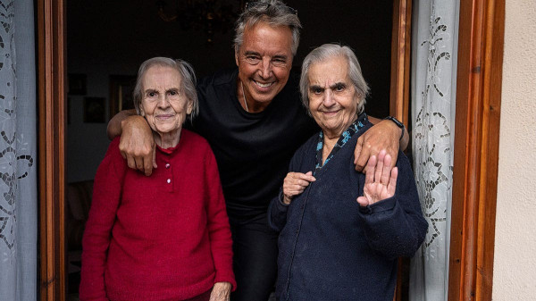 People living past 100 in one tiny village share 3 daily habits People living past 100 in one tiny village share 3 daily habits