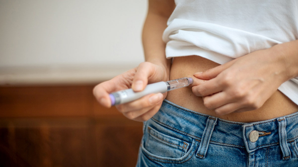 New weight-loss shot shows major fat reduction, but experts urge caution